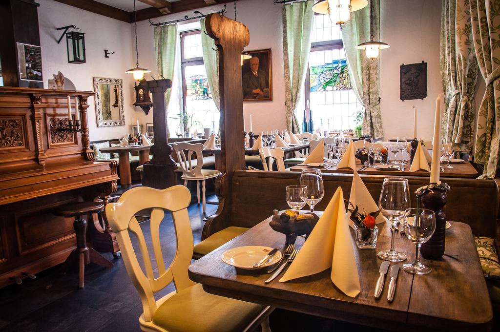 Vegan Hotel Und Restaurants Nicolay 1881 Zeltingen-Rachtig Exterior foto